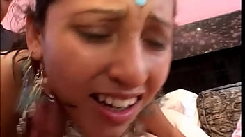 Bhabi Dan Suami Main Tiga Dengan Ibu Tirinya Yang Tak Sadar Anaknya Jadi Jalang – Audio Hindi