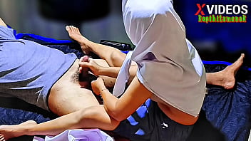 Bayar Kosmu Telat, Bayarlah Dengan Tubuhmu Pada Pemilik Kos