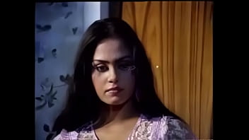 Gadis India Seksi Di Film B-grade Yang Bikin Napsu Meluap