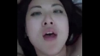 Perawan Indonesia Merintih Nikmat, Mulutnya Terbuka Lebar Menahan Gairah