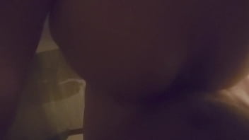 Petualangan Panas Di Thailand: Pengalaman Pertamaku Dengan Ladyboy Yang Menggoda
