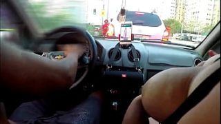 Indo Pra Praia E Se Exibindo Gostoso Com Um Casal De Novinhos Safados Do Meio Liberal