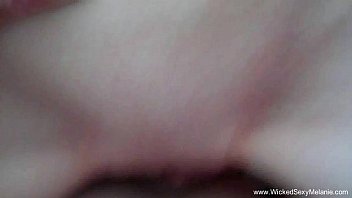 Anak Tiri Membujuk Ibunya Untuk Diberi Penuh Di Dalam