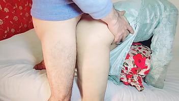 Anal Kasar Gaya Anjing Dengan Pacar India Montok, Ngentot Pantat Besarnya Pakai Kontol Gede Dan Tebal Sambil Ngompori Dengan Kata-kata Kotor Bahasa Hindi