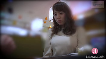 Sakura Dan Mari, Dua Gadis Berusia 22 Tahun Yang Panas Dan Menggoda, Bekerja Sebagai Penjaga Toko Pakaian Di Chiba. Mereka Siap Memuaskan Semua Keinginanmu Dengan Tubuh Seksi Mereka.