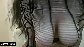 Sekretaris Arab Seksi Digoyang Bos Demi Kenaikan Jabatan