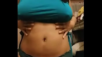 Gadis Desi Seksi Yang Panas Dan Menggoda