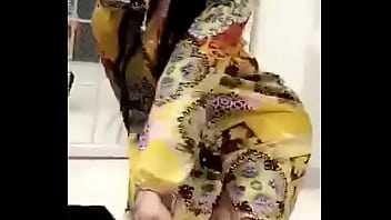 Desi Yang Tak Pernah Puas