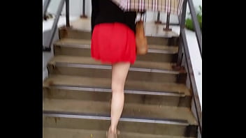 Gadis Asia Seksi Menggoda Dengan Rok Mini Yang Membuat Nafsu Bergolak Bagian 1