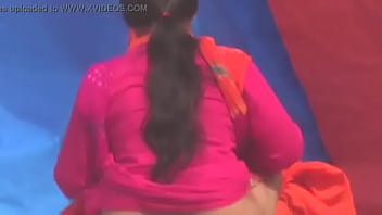 Basahnya Desi Yang Menggoda