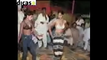 Penduduk Asli Amerika Yang Menggoyangkan Tubuh Dengan Sensual