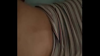 Gadis Asia Yang Menggoda Dengan Tubuh Seksi Dan Sensual