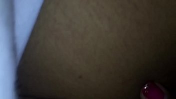 Gadis India Yang Menggoda Dengan Lekuk Tubuh Mempesona