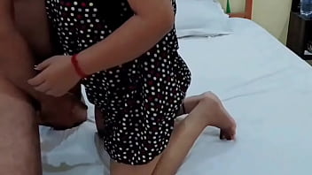 Adik Tiri India Mengejutkanku Dengan Rayuan Mesra Dan Suara Hindi Yang Menggoda