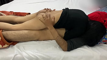 Tuan Rumah Menggila, Membantai Si Pembantu Seksi Tanpa Ampun.