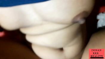 Gadis India Seksi Menggoda Dengan Nafsu Liar