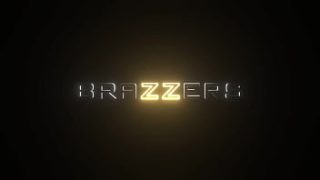 Ratu Tiga Arah Squirting Queenie Sateen / Brazzers / Masukkan Kode Xvpromo Di Situs Resmi Untuk Diskon Spesial