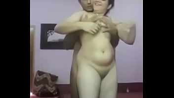 Pasangan Desi Yang Bergairah Di Kamar Tidur