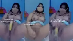 Maela Berjilbab Basah Mengguncang Ranjang – Maelaelakitty23