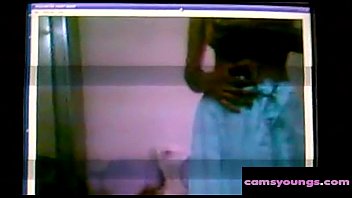 Bidadari India Menggoda Di Webcam, Tonton Gratis Adegan Panasnya!