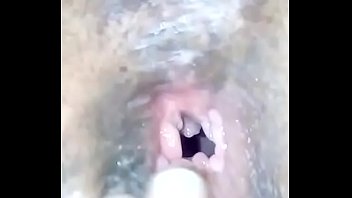 Gadis India Yang Menggoda Dengan Lekuk Tubuh Memukau