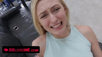 Adik Tiri Yang Bosan, Alexa Grace, Main-main Dengan Kakak Tirinya Yang Gagah
