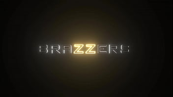 Pelarian Bebas Pakai: Bagian 1 – Jasmine Jae / Brazzers / Tonton Full Di Www.zzfull.com/getaway