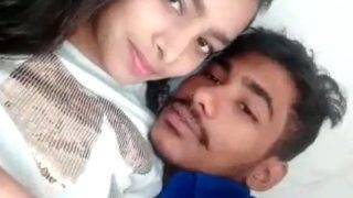 Ciuman Panas Dan Penuh Gairah Pasangan Desi Yang Tak Sabar