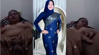 Menggoda Di Balik Hijab, Menggila Di Kamar Sendiri
