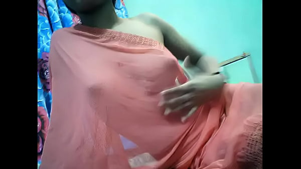 Pameran Payudara Panas Gadis Desi Di Kamera