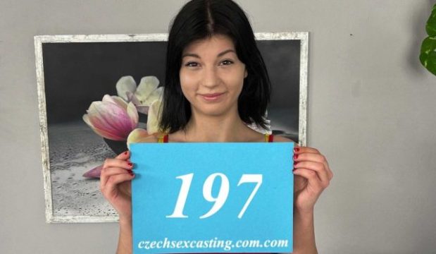 Nessie Blue, Gadis Ceko Seksi, Bikin Cowok Tegang Maksimal Saat Audisi Panas.