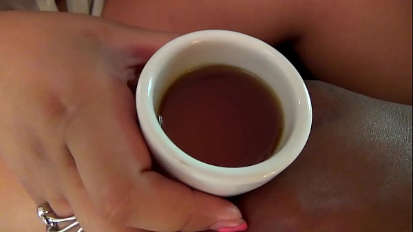 Madu Tiongkok – Panduan Sensual Untuk Kenikmatan Terlarang