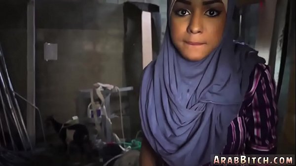 Pelayanan Arab Lurus Di Titik Jatuhnya Bokong, 23km Di Luar Pangkalan