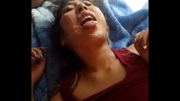 Gadis Asia Dibanjiri Sperma Tebal Pria Kulit Hitam