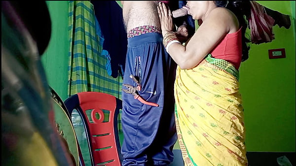 Bhabhi India Ngentot Basah Dengan Tukang Listrik, Suara Hindi Jelas Dan Panas | Pasangan Seru