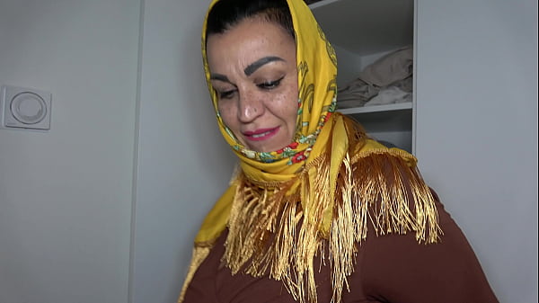 Arab Hijab Stepmom With A Huge Ass Getting Pounded