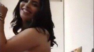 Ohh La La, Goyang Payudara India Bikin Makin Greget