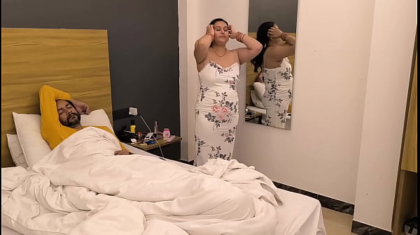 Desi Cewek Puja Baby Mandi Pagi Bikin Basah Kuyup