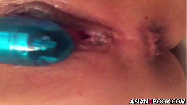 Gadis Asia Digoyang Sampai Basah