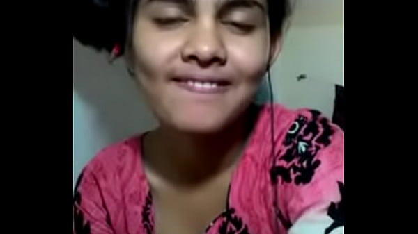 Cewek India Bikin Kamu Ngaceng, Gerakan Pinggulnya Bikin Minta Jatah Tiap Detik.