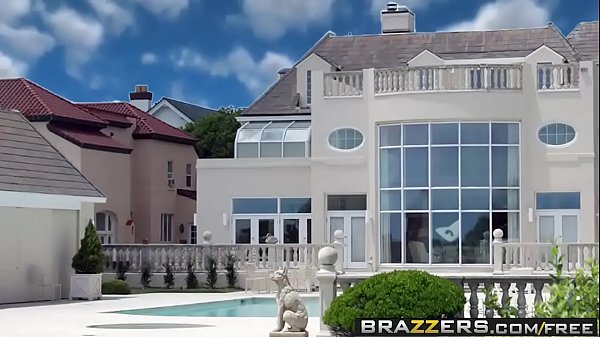 Nonton Angelina Valentin Di Brazzers – Dua Kontol Besar Masuk Lubang Depan Dan Belakang, Pantat Gede Tahan Banget