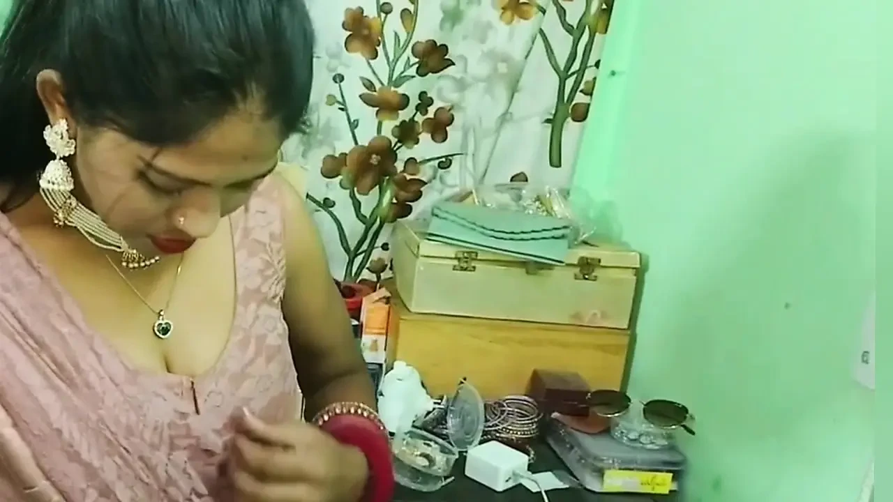 Desi Bhabhi Big Boss And Hard Blawjab And Pussy Licking And Big Coks Full Sex