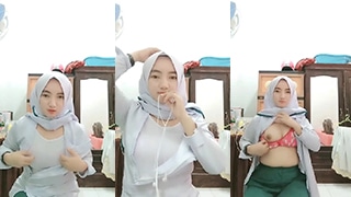 Perawat Sange Pamer Memek Live Colmek
