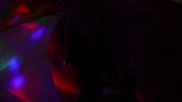 Colombia Montok Mami Sange Kasih Blowjob Basah Di Kamar Mandi Trus Ngentot Di Sofa