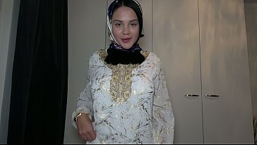 Pov – Ngencengin Step Sister Cantik Berhijab, Romantis Tapi Mesum Banget