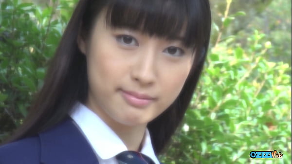 Gadis Asia Imut Ngasih Dia Jilat Memek Di Ruang Ganti Sebelum Ngewein