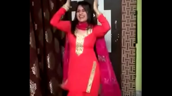 Desi Cewek Lagi Latihan Mujra Panas Bikin Makin Greget.