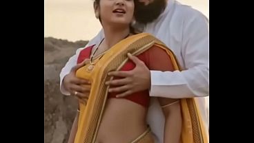 Desi Bhabhi Saree Me Boobs Dabake Romance Kare