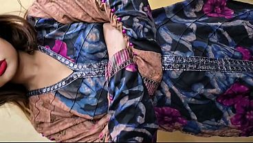 Paki Desi Cewek Di Rumah Aja, Ajak Mainin, Crot Penuh, Dirty Talk Hindi Audio Bikin Makin Nafsu.