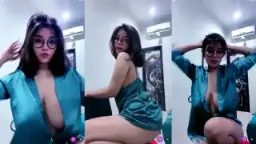Bokep Ica Kane, Belahan Susunya Bikin Meleleh.